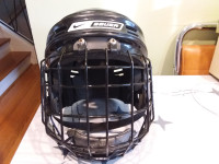 Nike Bauer NBH1500S helmet (small) with ITECH RBE III face mask