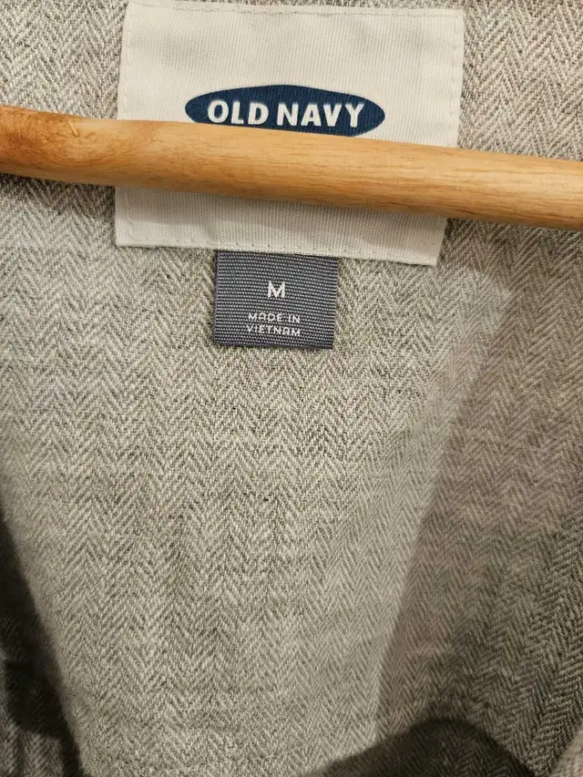 Old Navy Men's linen mix jacket in size Medium in Men's in City of Montréal - Image 3