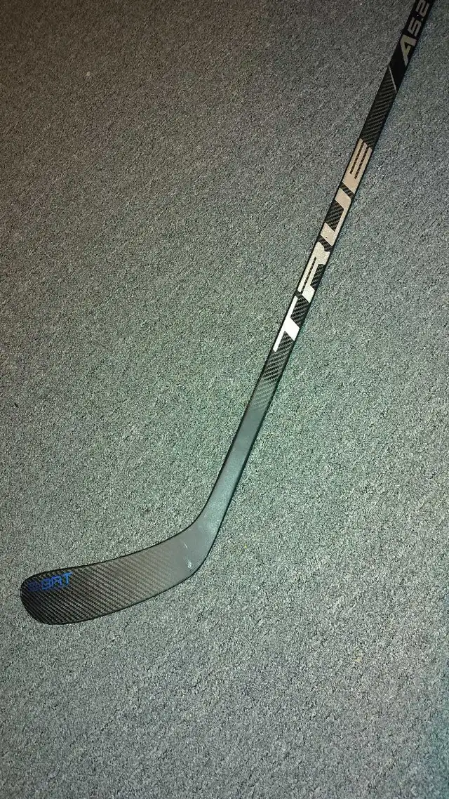 True A5.2 SBP hockey sticks in Hockey in Markham / York Region - Image 6