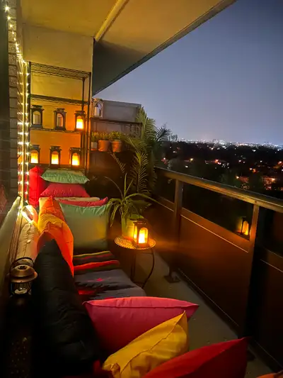 Seeking roommate for shared room in apartment