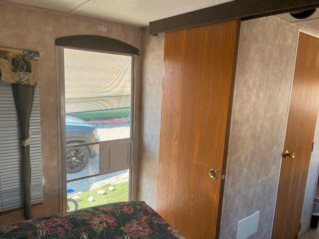 Springdale Travel Trailer for sale in Travel Trailers & Campers in Calgary - Image 2