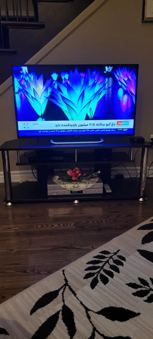 40" Haier Color TV with HDMI ports and remote control in TVs in Ottawa - Image 3