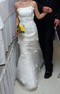 Size 0 Wedding Dress