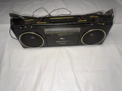vintage 1981 Pioneer SK-200 stereo radio cassette boombox , View more
