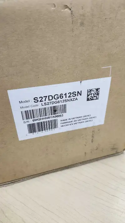 SAMSUNG 27" Odyssey OLED G6 G61SD QHD Gaming Monitor, View more