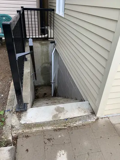spacious 1 BR basement