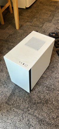 NZXT H210/H210i Mini-ITX Case Matte White
