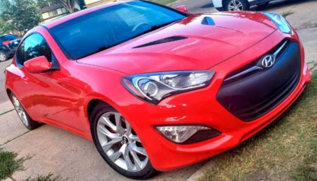 2013 hyundia genesis coupe in Cars & Trucks in Lloydminster - Image 2
