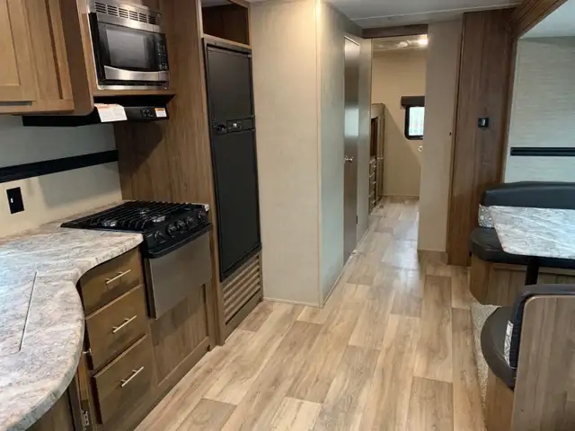 2019 Dutchmen Aspen Trail RV in RVs & Motorhomes in Kingston - Image 6