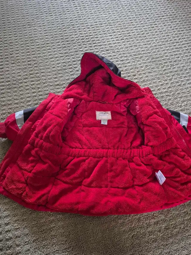 Kids winter jacket and snow pants in Kids & Youth in Edmonton - Image 3