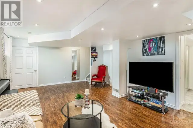Basement suite for rent, looking for August. 1st move in!63234862462465121