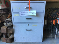 THREE DRAWER STORAGE CABINET. 530