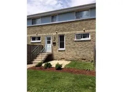 Clean and fully renovated 2-bedroom, 1-bathroom townhouse condo in the picturesque neighbourhood of...