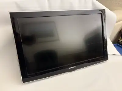 Samsung 31” Television, View more