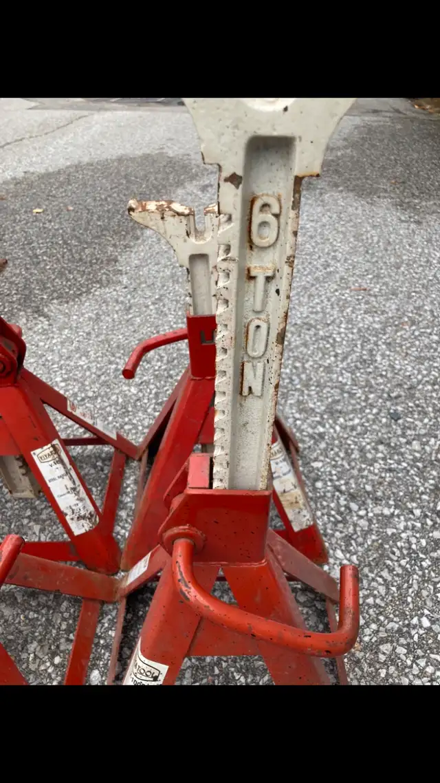 Heavy Duty Axle Stands in Other in Barrie - Image 4