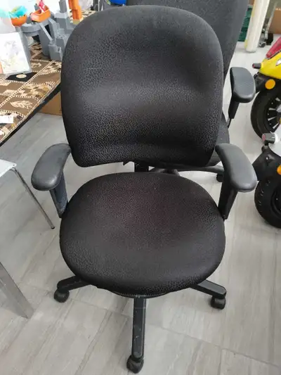 Office Chair 17"x20" comfy seat, View more
