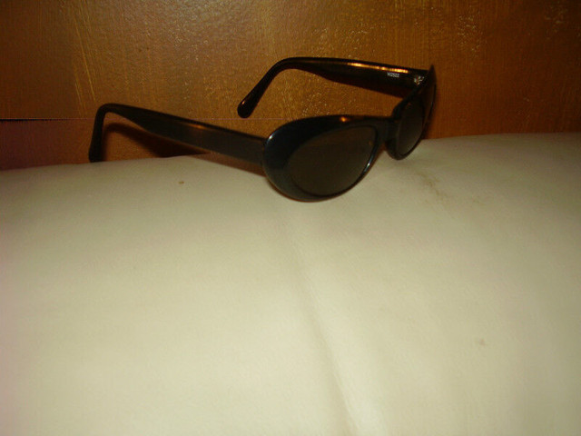 Ray Ban   Sunglasses Rituals W2522 B&L Vintage Rare Made USA in Arts & Collectibles in City of Toronto - Image 3