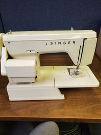 Singer model 1802 sewing machine - new