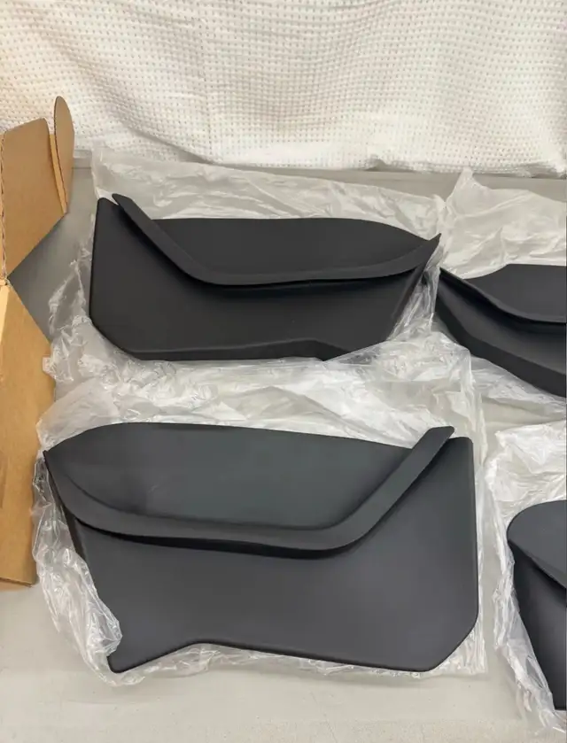 Door Side Storage Box Set Tesla Model Y in Other in Hamilton - Image 10