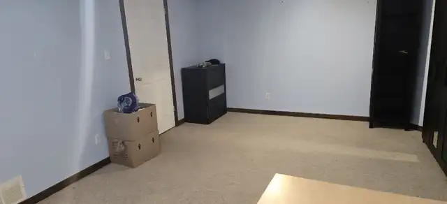 One big bedroom in basement- please read the description below. in Room Rentals & Roommates in Cambridge - Image 7