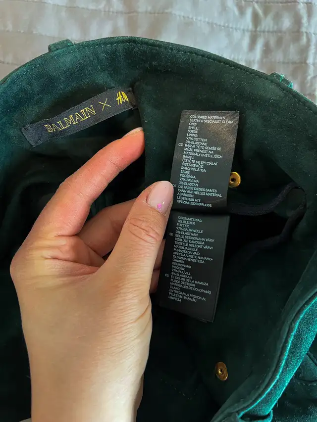 RARE Balmain X H&M green Suede Biker Pants Size US2 EUR 32 in Women's - Bottoms in Markham / York Region - Image 9