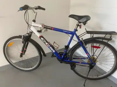 26'' bike c c m 21 speed front suspension new gift condition, View more