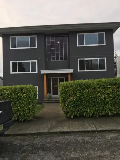 Very nice modern 2 bedroom view apartment. Quiet adult building. Walk to multiplex, groceries, many...