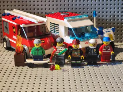 Lego CITY 60023 City Starter Set, View more