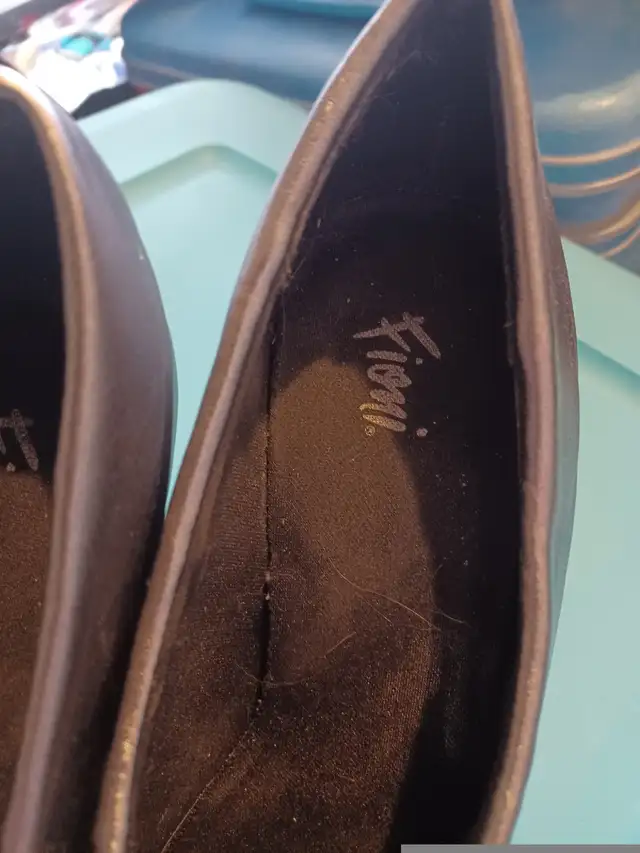 Fioni silver open toed high heels in Women's - Shoes in Calgary - Image 3