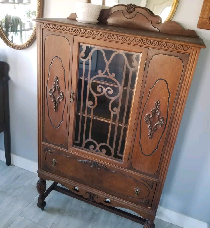 Antique China / Display Delivery Available Hutches