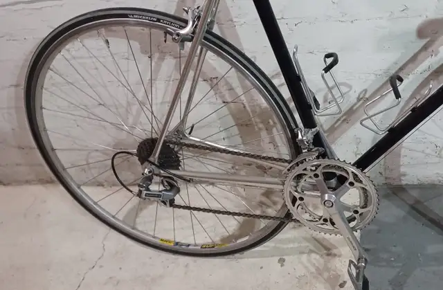 Retro Vintage Vitus 979 Dura Ace Road Bike in Road in City of Toronto - Image 3