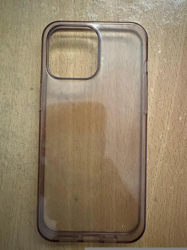 iPhone 15 Pro Max, Clear Case (Used) in Cell Phone Accessories in City of Toronto - Image 4