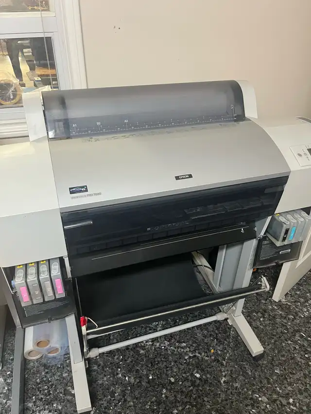 Epson Stylus Pro 7880 in Printers, Scanners & Fax in Markham / York Region - Image 3