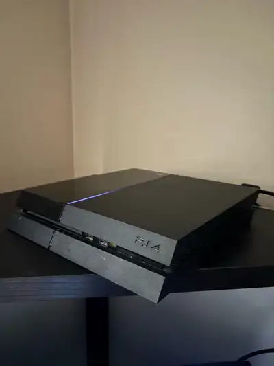 PS4 Gaming Package (This Includes) -PS4 -PS4 Controller -PS4 Games (Also includes GTA5 and Minecraft...