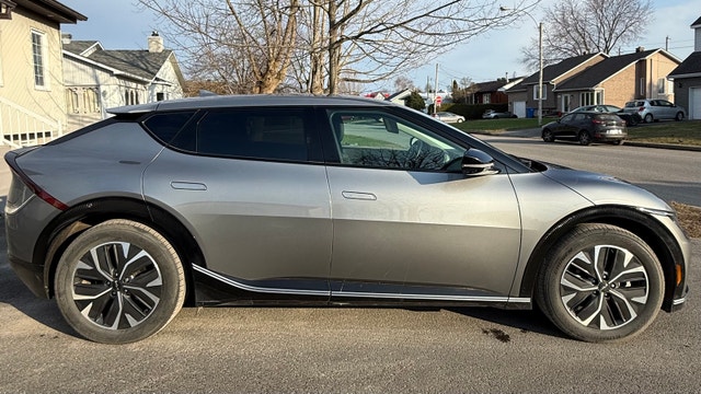 Kia EV6 2024 Land AWD - Transfert de location