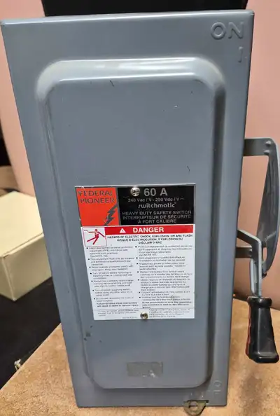 Federal Pioneer 60A Switch, View more
