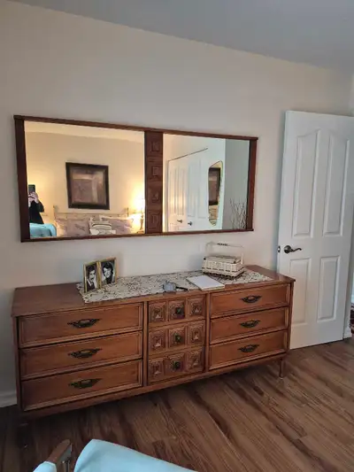 Complete Vintage Bedroom For Sale!, View more
