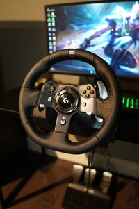 Logitech G920 Steering Wheel