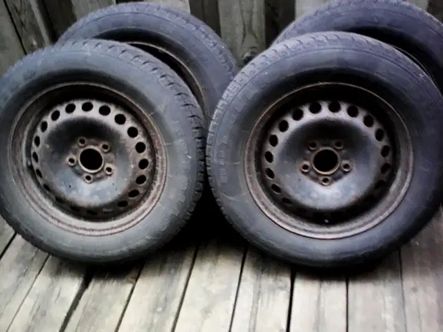 snow tires in Tires & Rims in Norfolk County - Image 2