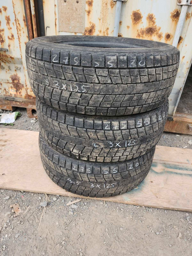 3x 275/55R20 Dunlop Wintermaxx Sj8  dans Pneus et jantes  à Laval/Rive Nord