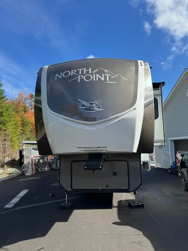 2020 Jayco NorthPoint 377RLBH in Travel Trailers & Campers in City of Halifax - Image 4