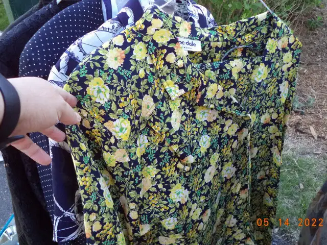 Ensemble in Women's - Dresses & Skirts in Drummondville - Image 2