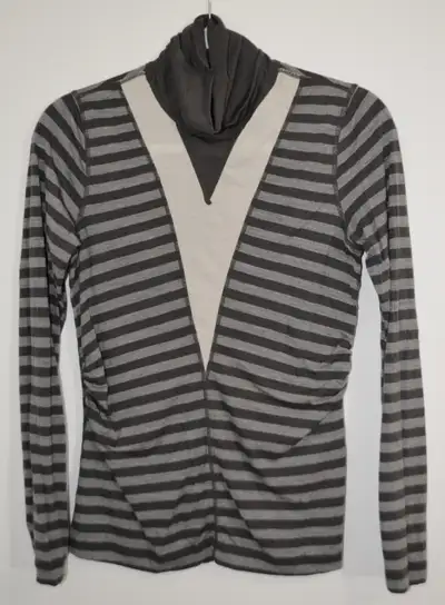 Unique Lululemon Long Sleeve Shirt Size Small, View more