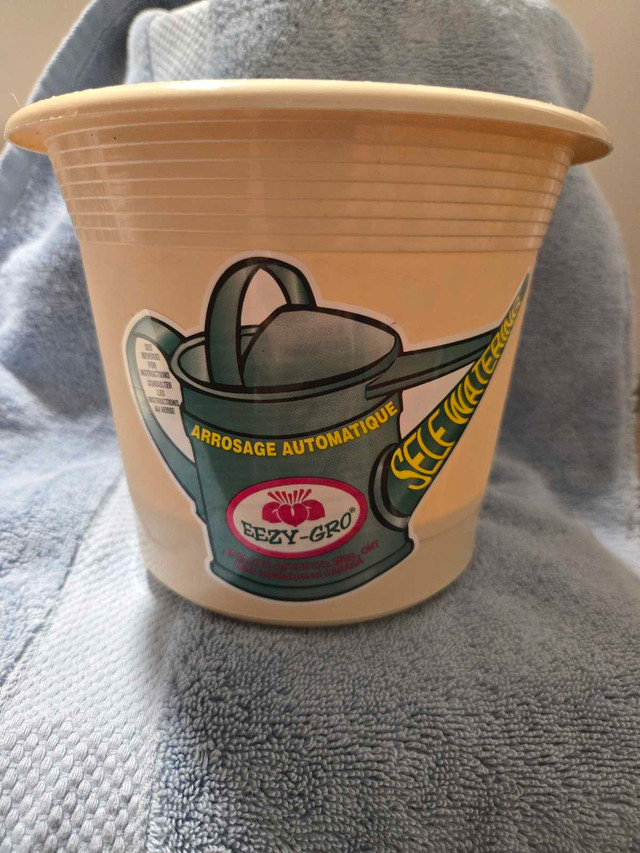 plant hangers,self watering pots in Plants, Fertilizer & Soil in Chatham-Kent