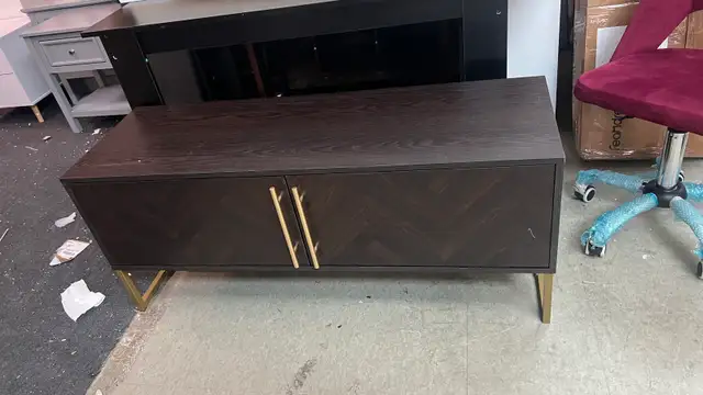 Beautiful modern TV Stand for 55" in Bookcases & Shelving Units in Markham / York Region - Image 3