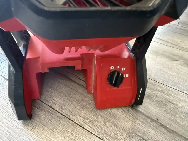 Milwaukee Jobsite Fan only tool no battery no charger  in Power Tools in Oshawa / Durham Region - Image 3