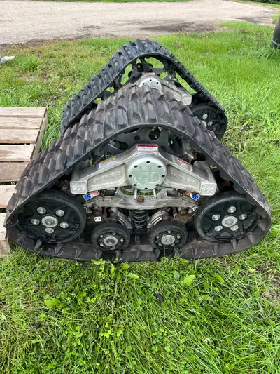 2018 Mattracks XT UR-XT -4200 lb GVW -11” wide tracks -track height 1” -Adjustable 4 link internal s...