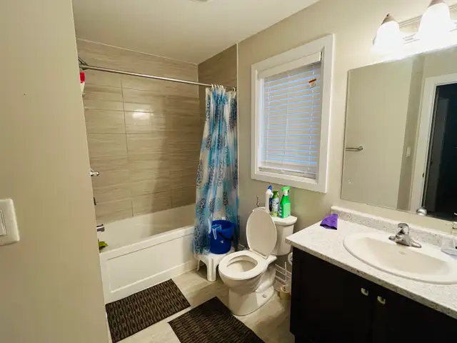  Room available for rent in doon south in Room Rentals & Roommates in Kitchener / Waterloo - Image 4