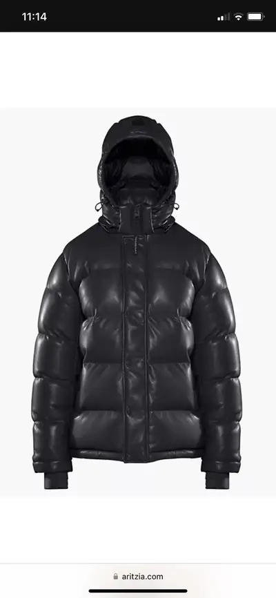 Aritzia - The Super Puff -size XS, View more