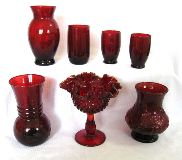 LOT DE VERRERIE VINTAGE ROUGE RUBY RED GLASS LOT dans Art et objets de collection  à Ouest de l’Île